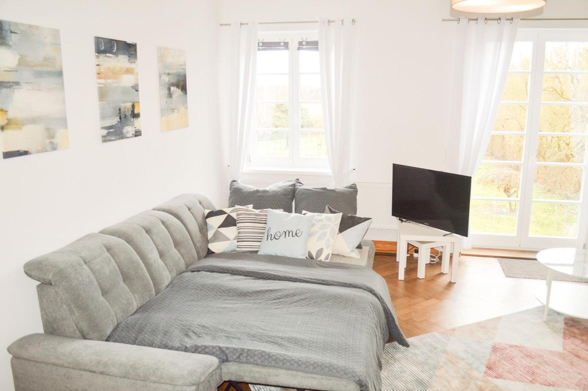 Gutshaus Neu Necheln Apartment Bruel Bagian luar foto
